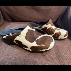 Sanita Cowprint Clogs - size 40